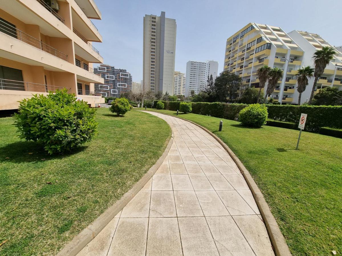 Apartamento Encantador Com Piscina Aquecida Портиман Экстерьер фото